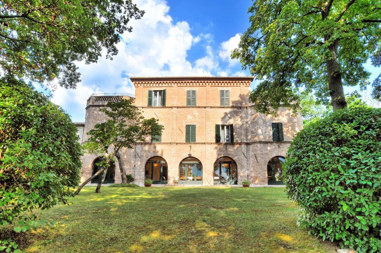 Villa Collepere Country House 마텔리카 외부 사진