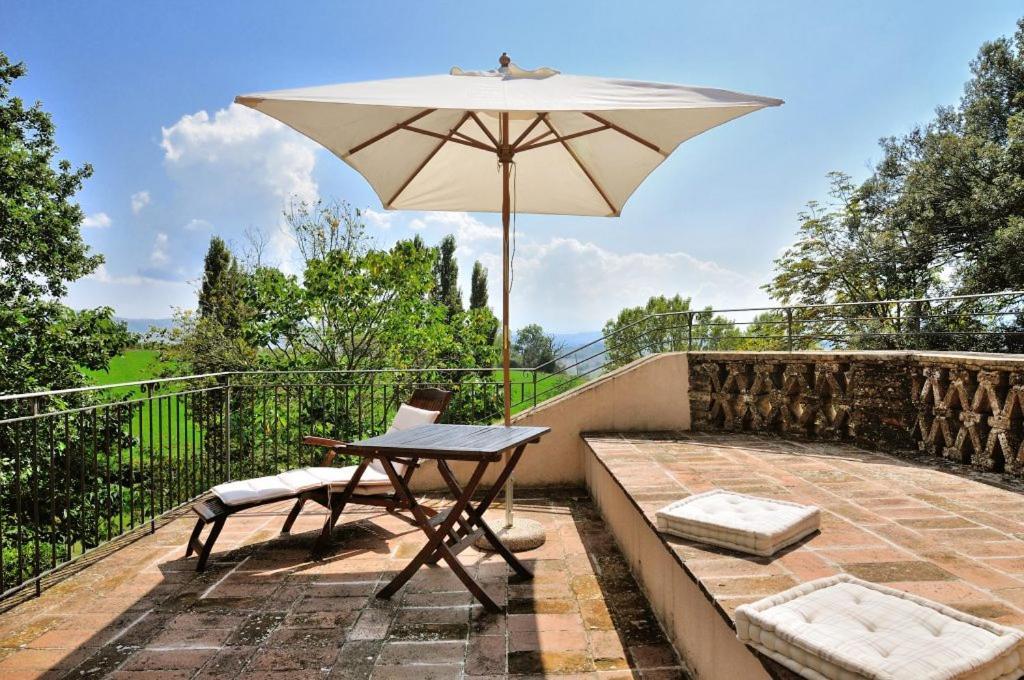 Villa Collepere Country House 마텔리카 외부 사진
