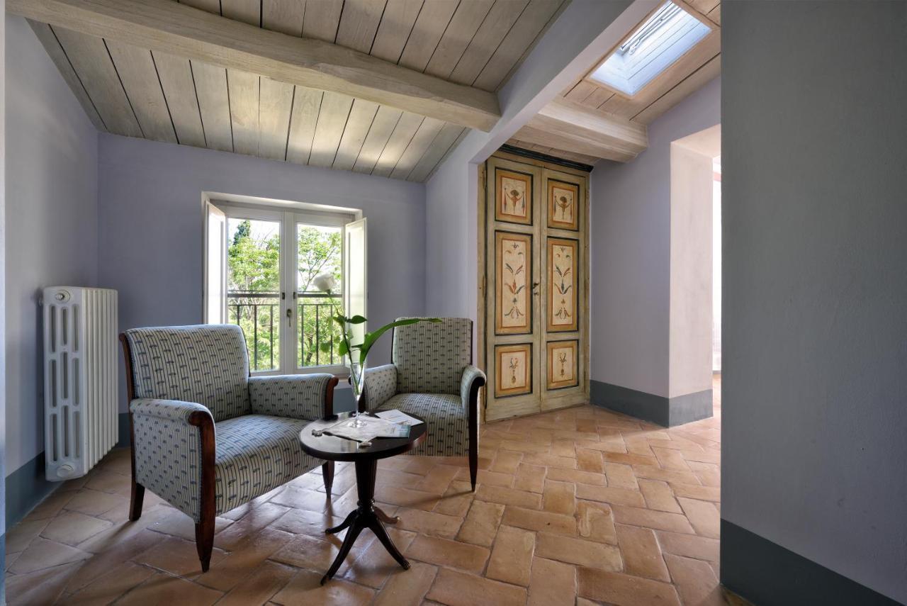 Villa Collepere Country House 마텔리카 외부 사진