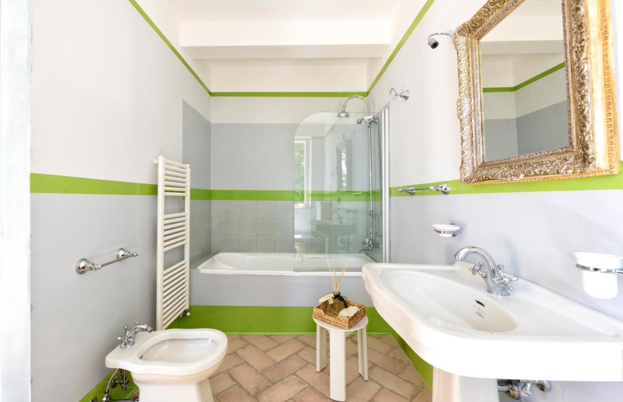 Villa Collepere Country House 마텔리카 외부 사진